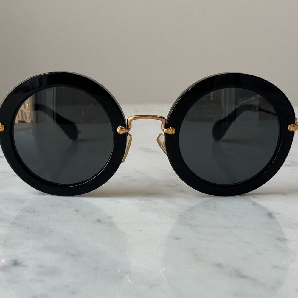 Miu Miu Round Sunglases